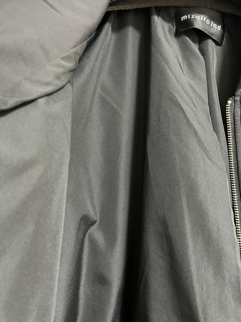 ミズイロインド　ダウンブルゾン