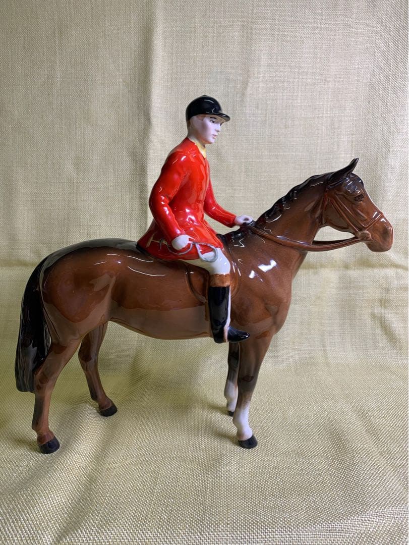 L*M様 beswick ベスウィック 英国 ハンドペイント フィギュリン 馬と