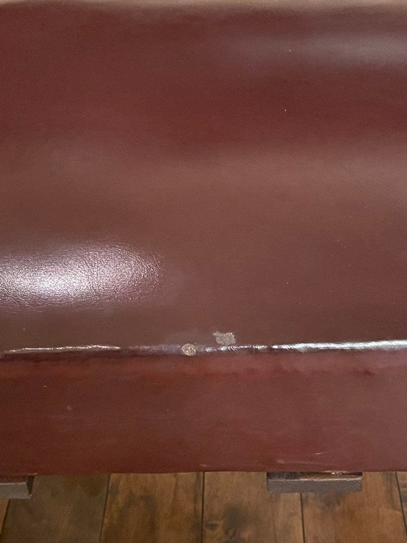 昭和レトロ　診療所の待合室　長椅子