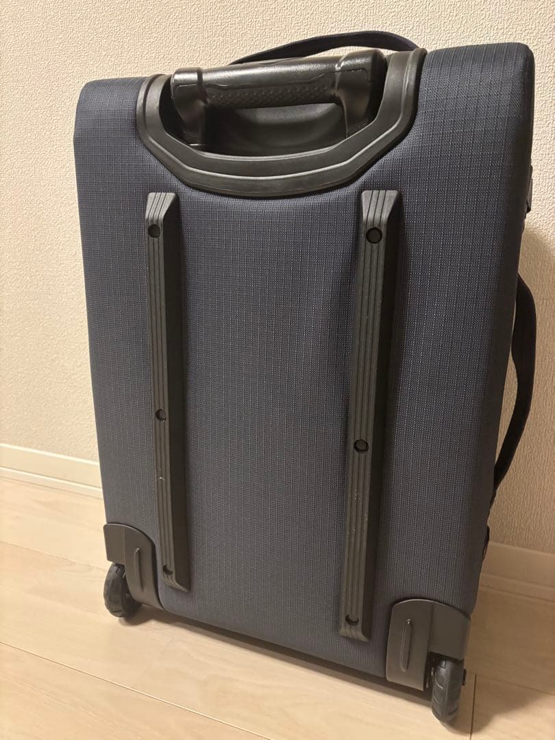 Patagonia ブラックホール・ウィールド・ダッフル 40L