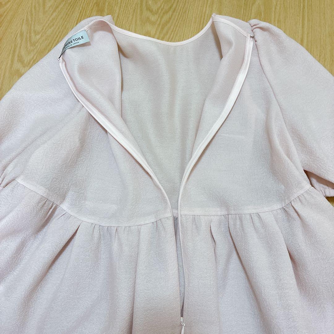 アヴェニールエトワールジャガード　タック　ペプラム　ブラウス　ペールピンク36