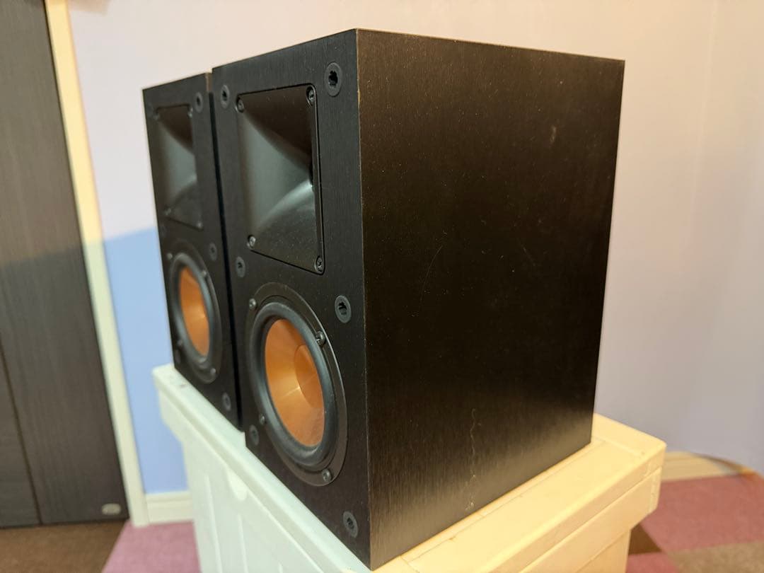 動作品　Klipsch R-14M ブックシェルフスピーカー　シリアル同番