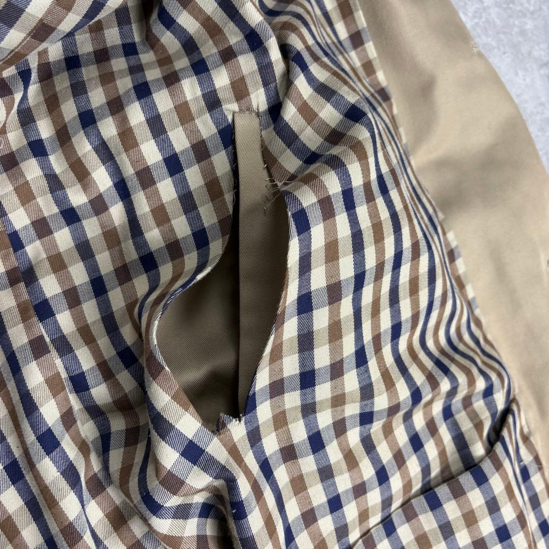 アクアスキュータム　シングル　ベルテッド　トレンチコート　ベージュ