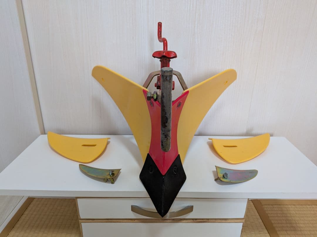 「畝立てる君②号！！」New イエロー 培土器クボタ 黄羽付 （尾輪付。）