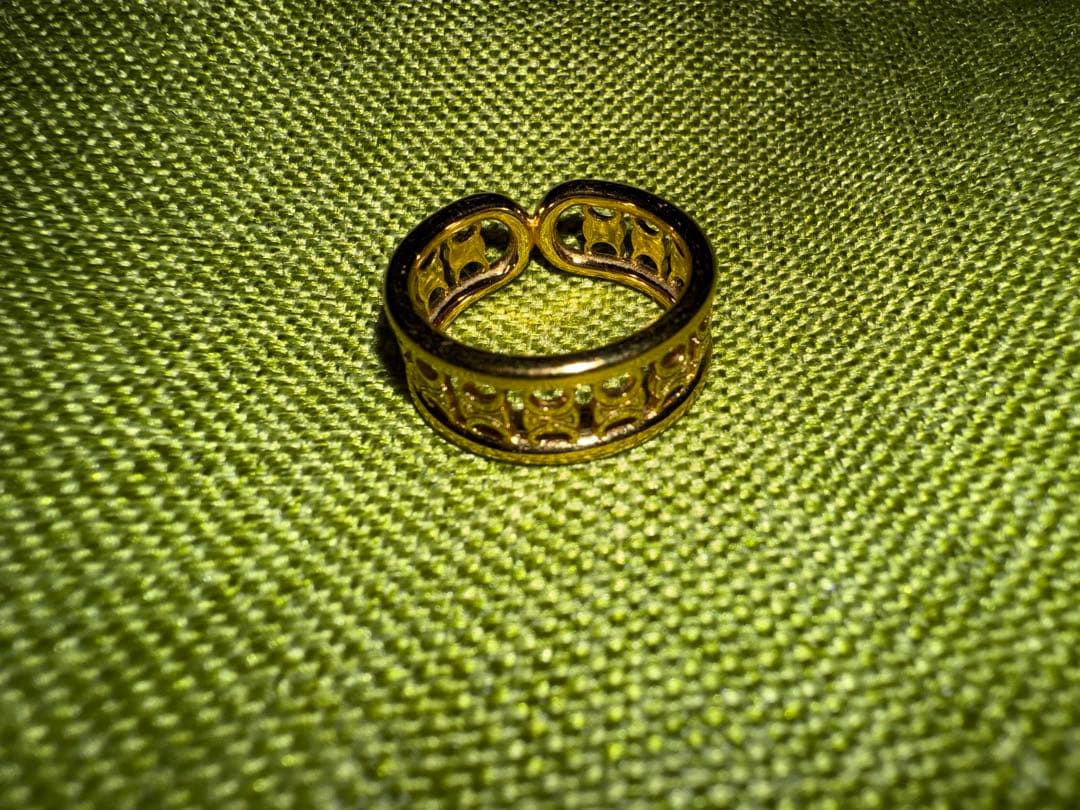 セリーヌ　トリオンフリングサイズ50