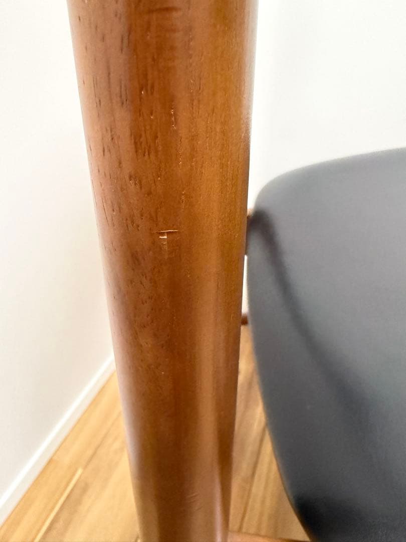 【カリモク60】Tチェア ダイニングチェア スタンダードブラック