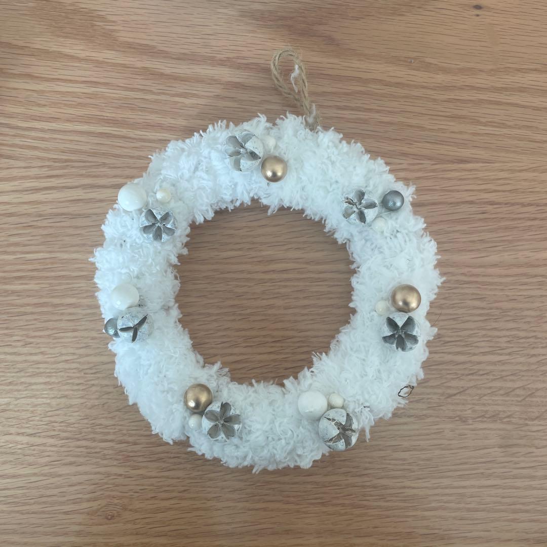 白いクリスマスリース