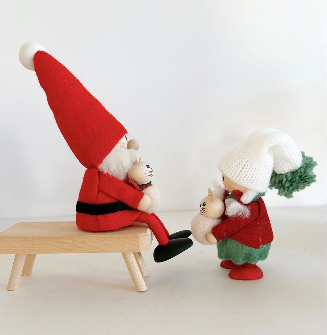 ノルディカニッセ ネコを抱えたサンタ&ネコを抱えた女の子