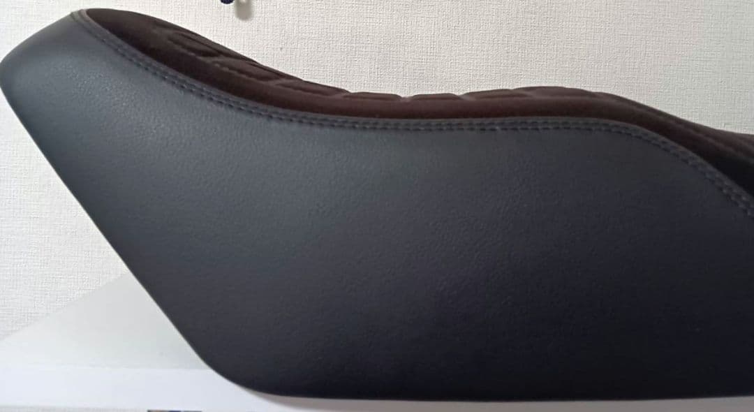 Z750GP　シート　低反発　ゲルザブ加工済　アルカンターラ　スエード　極美品