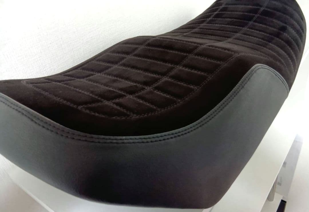 Z750GP　シート　低反発　ゲルザブ加工済　アルカンターラ　スエード　極美品