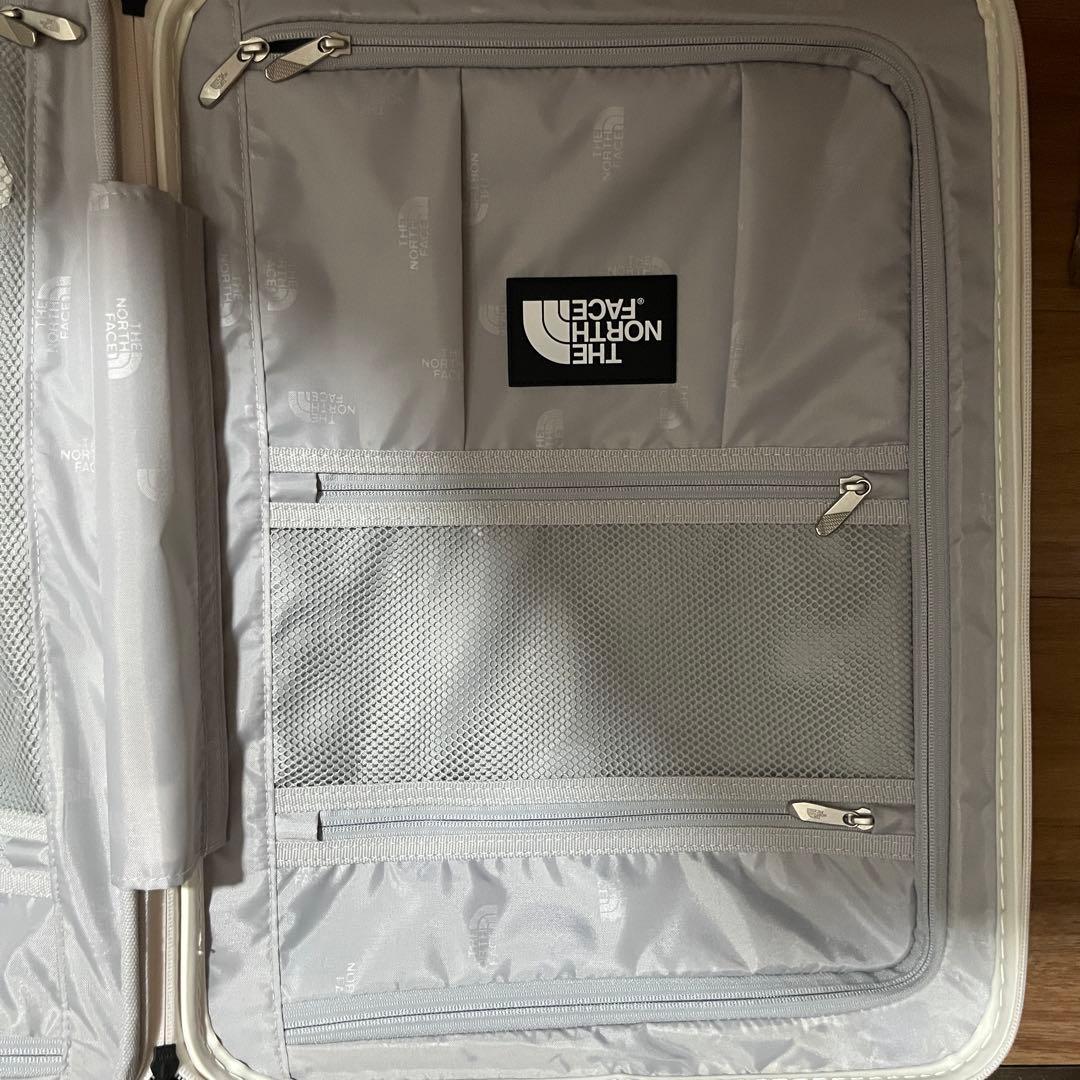 THE NORTH FACE キャリーケース　スーツケース　20インチ　白