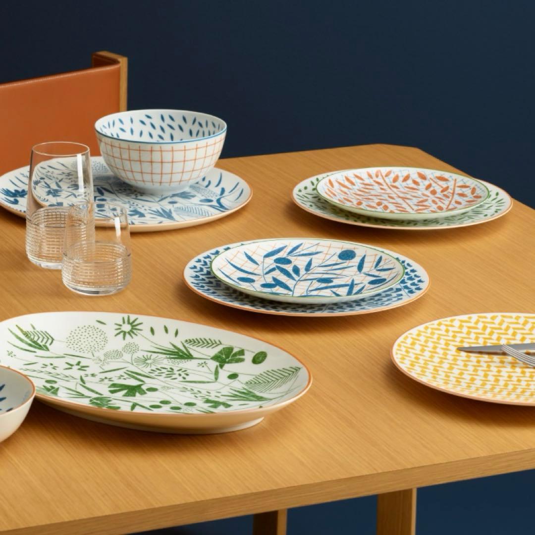 エルメス　デザートプレート 〈ウォーク イン ザ ガーデン〉