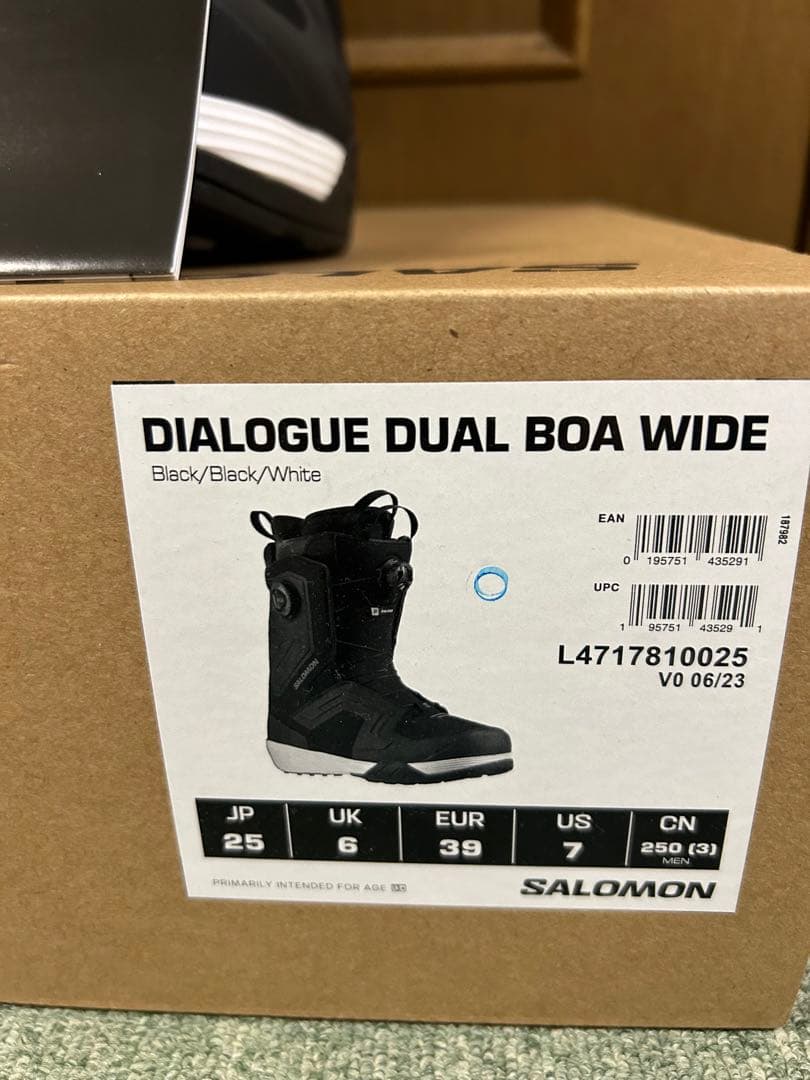 サロモンスノーボードブーツ 25cmDIALOGUE Black / White