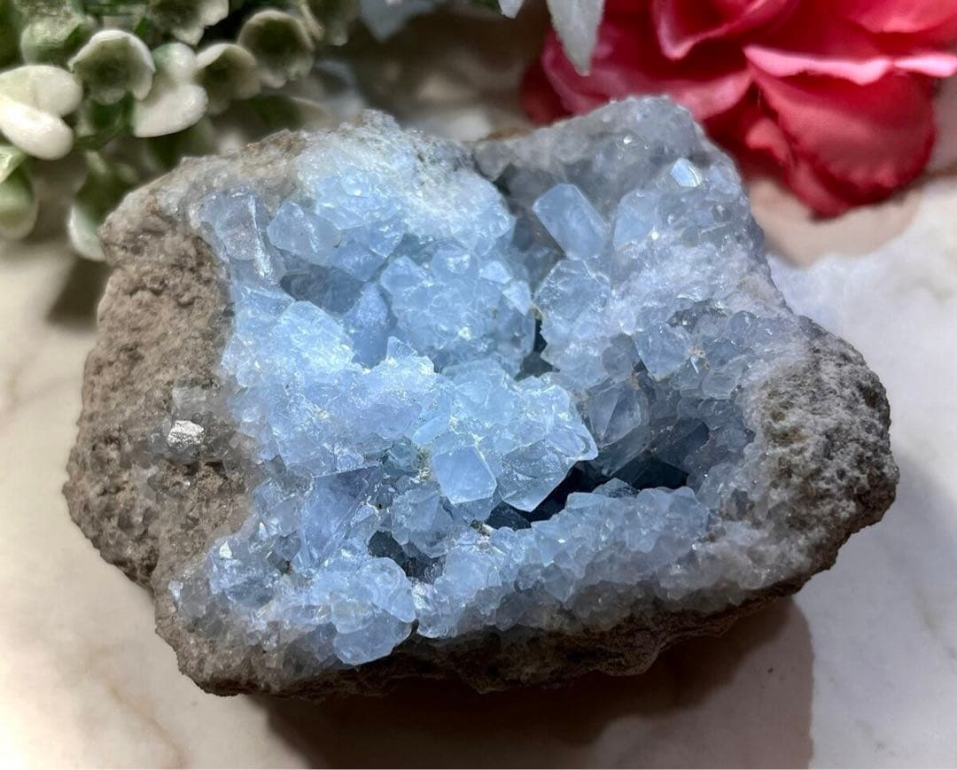 マダガスカル産　セレスタイト　天青石　クラスター　原石　ジオード　大