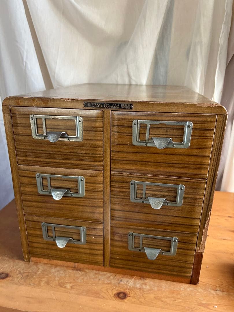 図書館カード　引き出し