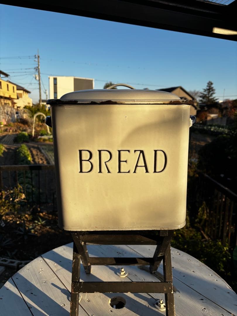 イギリス　アンティーク　ブレッドボックス