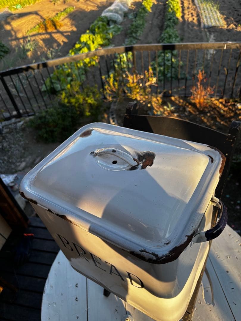 イギリス　アンティーク　ブレッドボックス