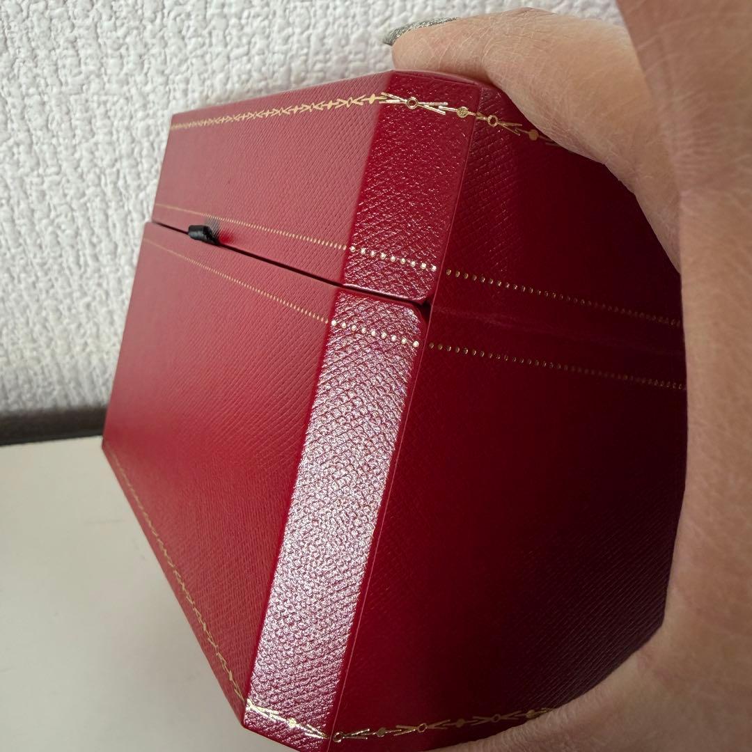 Cartier レッドレザーボックス