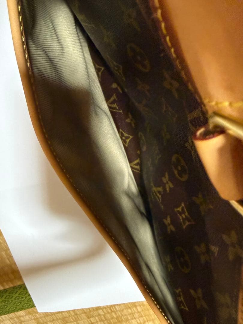 ルイヴィトン モノグラム ドーヴィル ハンドバッグ