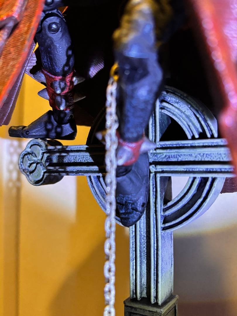 マクファーレントイズ スポーン フィギュア 2002年製 十字架台座 チェーン付