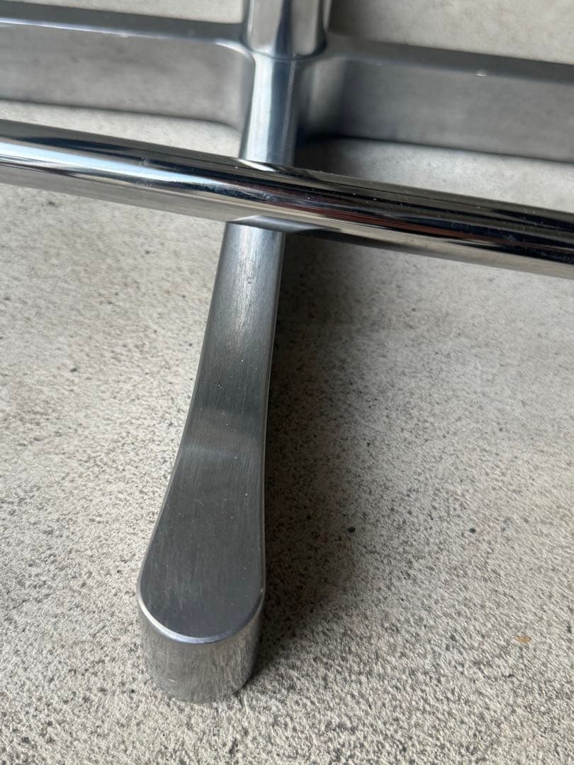 cassina ixc 「WOK 535」　本革　カウンターチェア