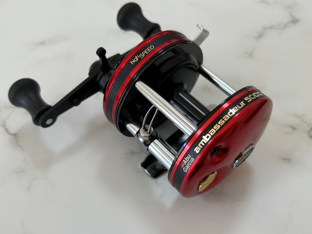 ABU ambassadeur 5000 ベイトリール