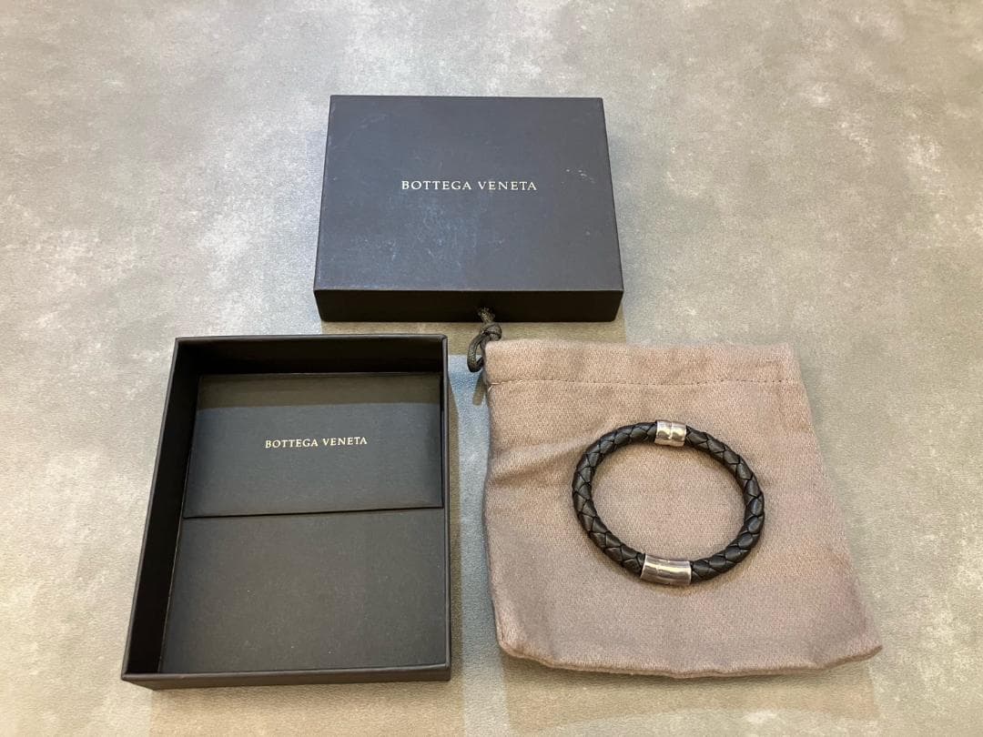 ⭐美品⭐ ボッテガ・ヴェネタ イントレチャート 定番ブレスレット Mサイズ