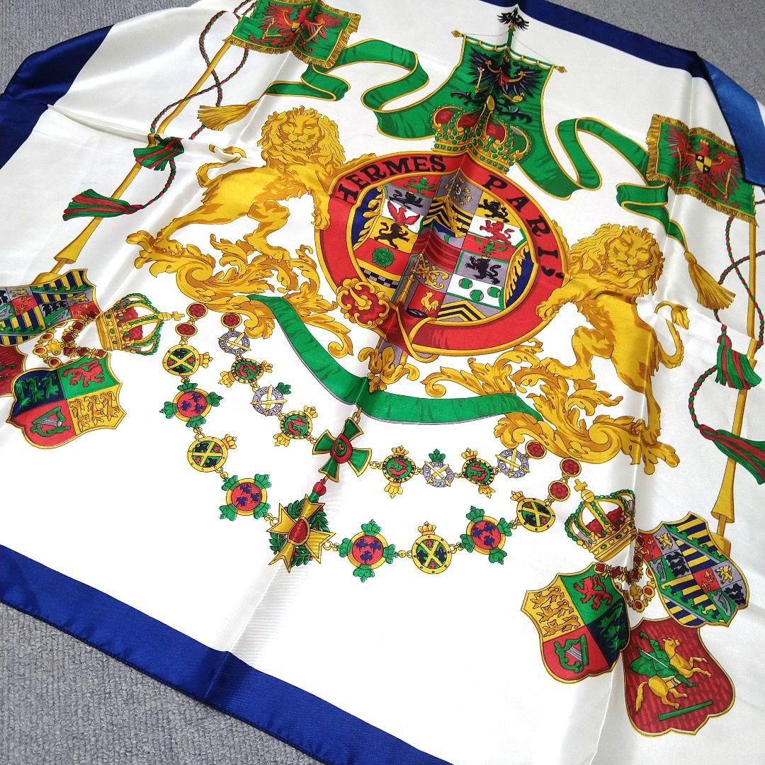 美品　HERMES シルクスカーフ ライオンと紋章　カレ　グランアパラ