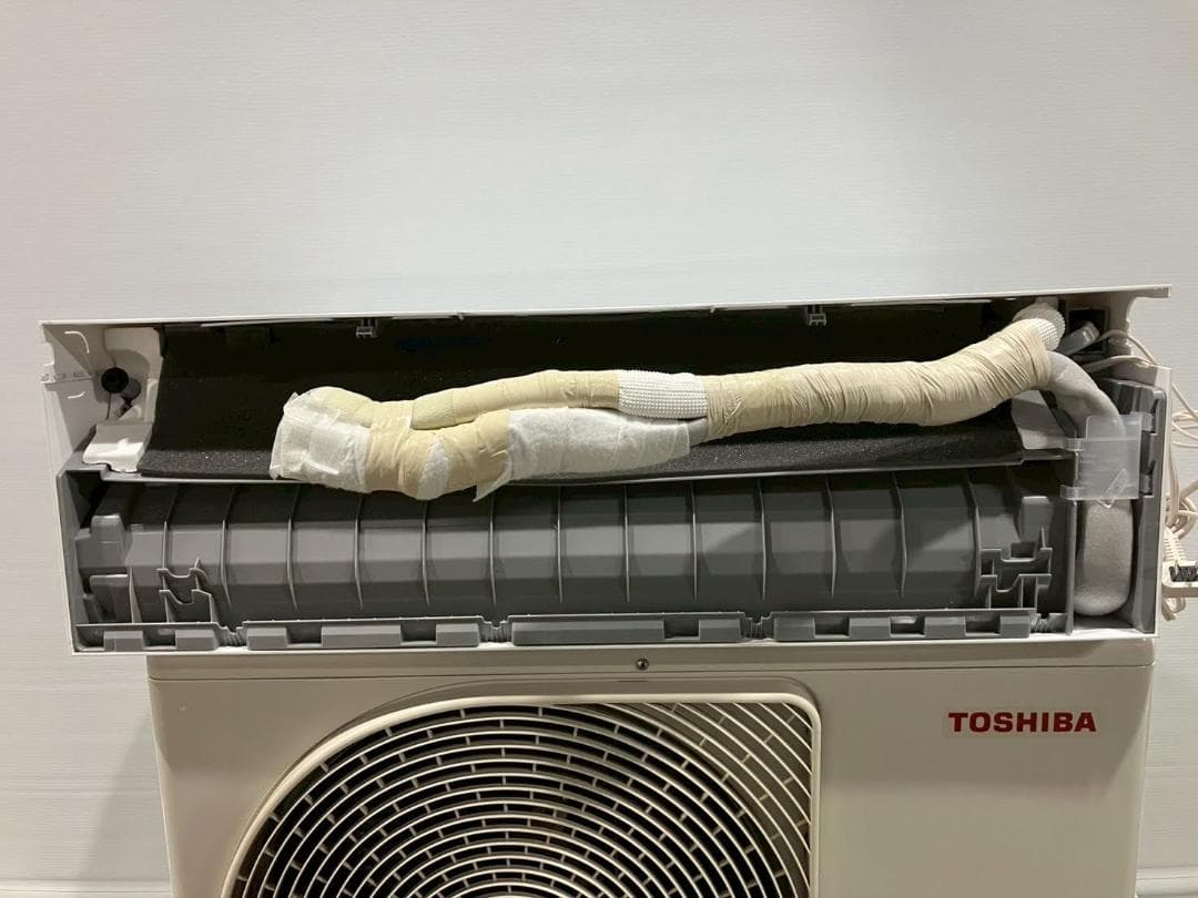 【完動品】TOSHIBA 東芝 RAS-U221DZ(W)