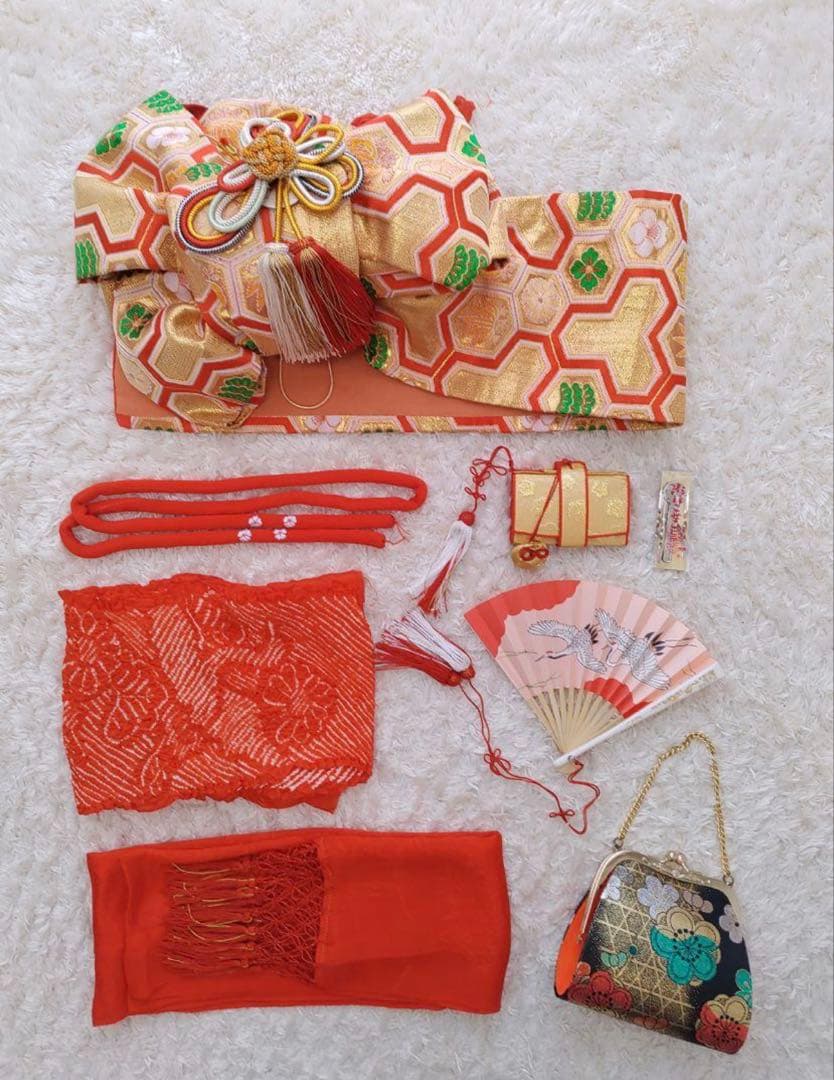 【 美品 】七五三　着物　女の子　7歳　セット　古典柄　ゴールド　赤　おしゃれ