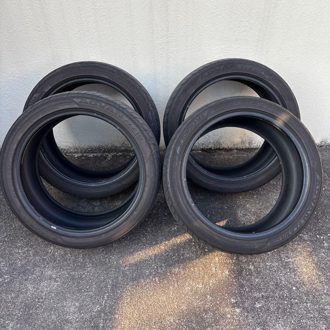 アドバン　フレバ 18インチタイヤ 245/40R18