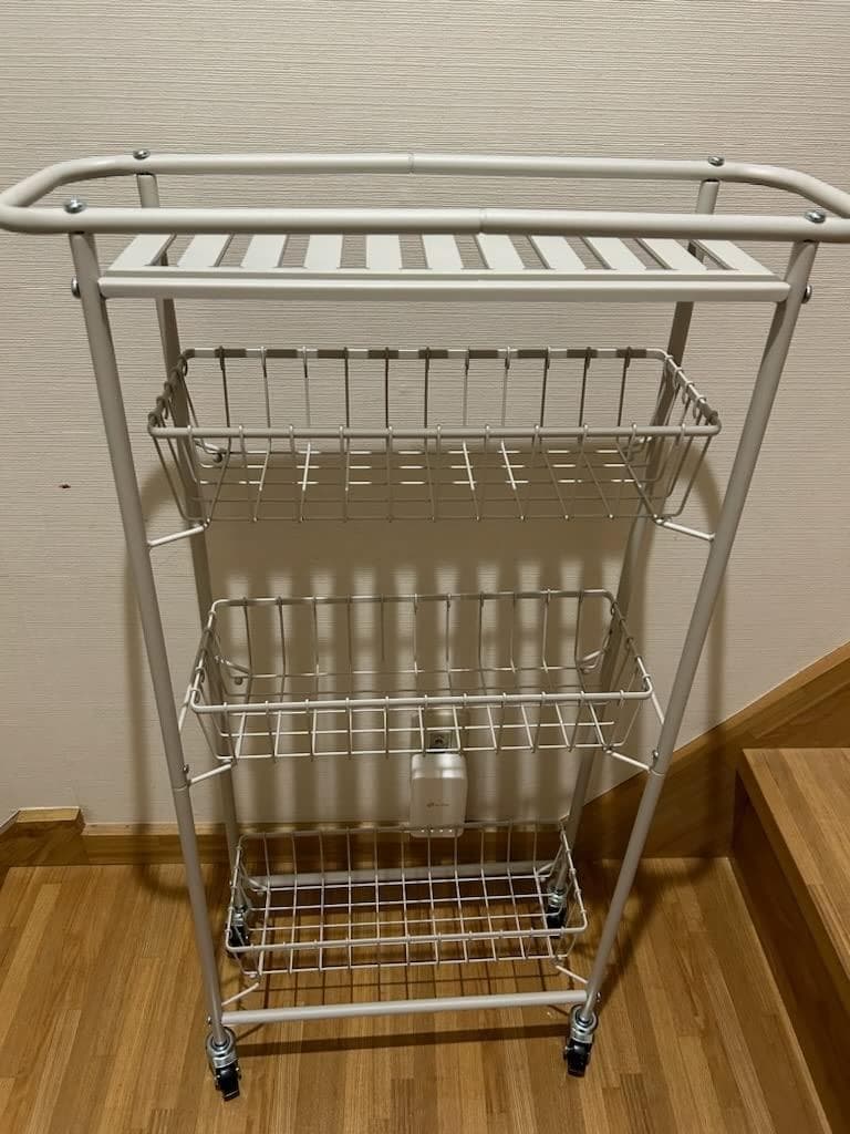 ☆隙間収納　キャスター付きで移動も楽々　収納ワゴン　ラック