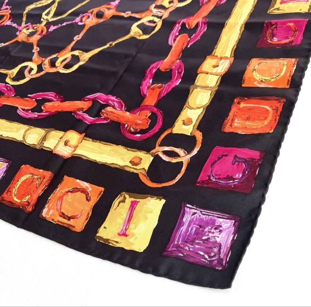 専用GUCCI グッチ ホースビット柄 シルク100％ 大判スカーフ 正方形