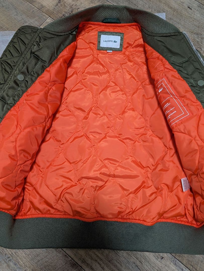 LACOSTE カーキ撥水ボンバージャケット