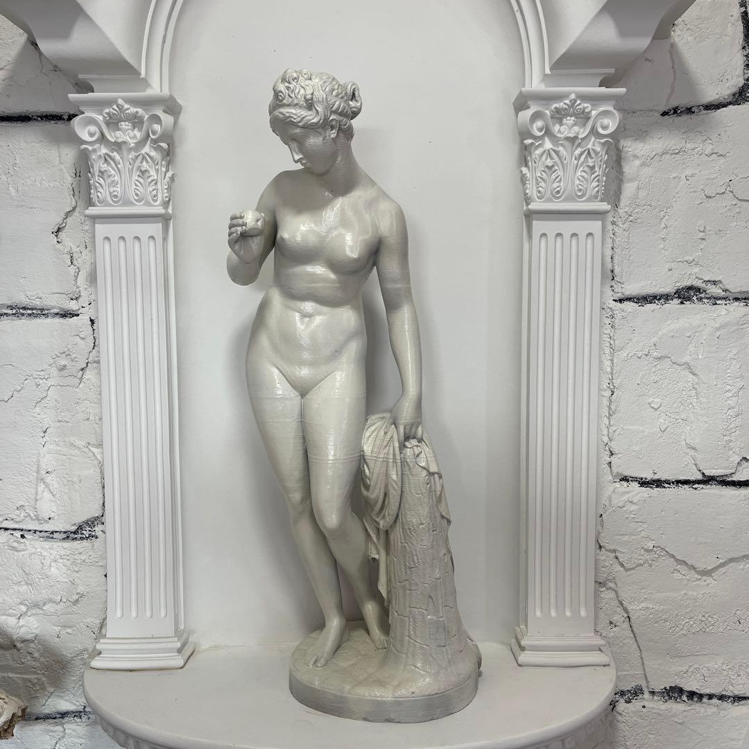 女神アプロディーテーの像 高さ:59cm