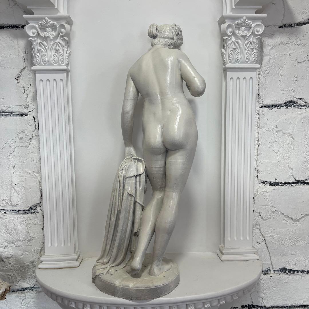 女神アプロディーテーの像 高さ:59cm