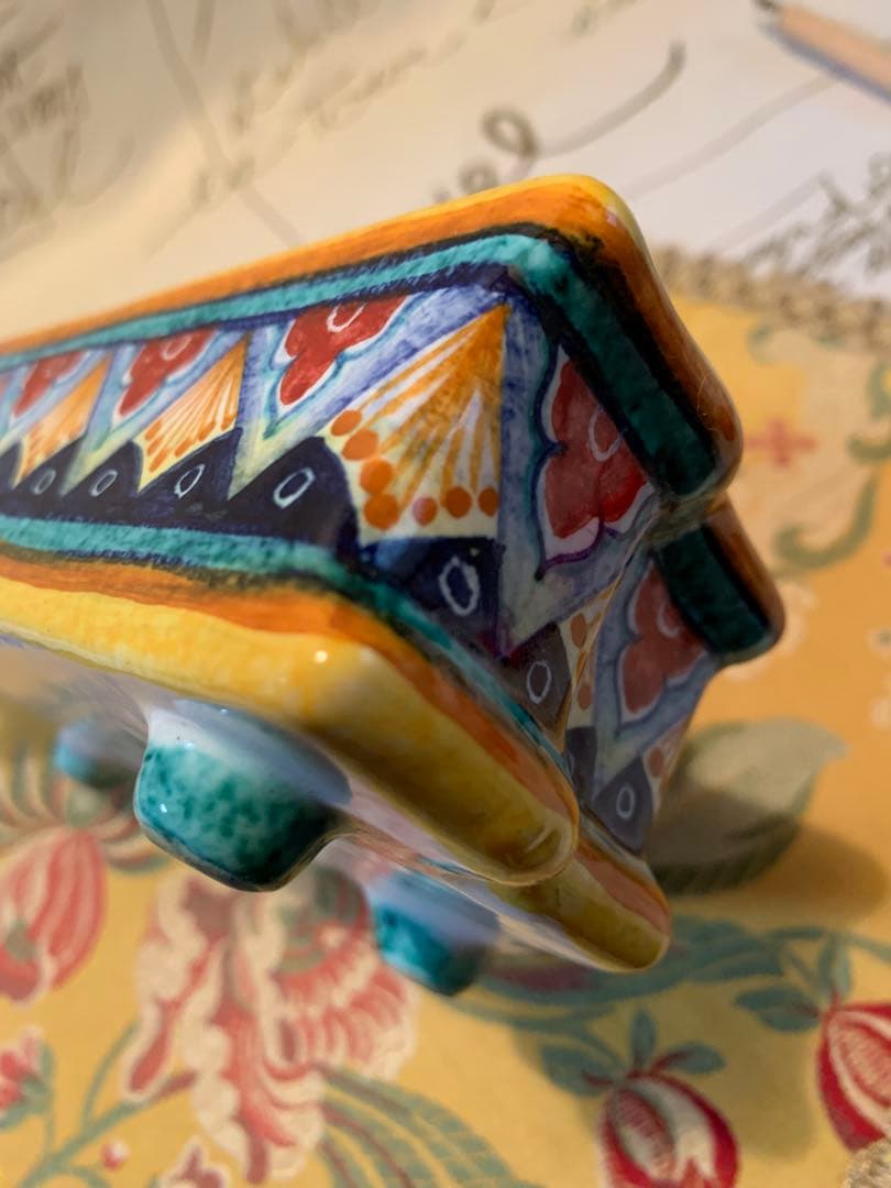 イタリア製　陶器置物　ビンテージのデルータ焼のインク壺！繊細で色が綺麗です！