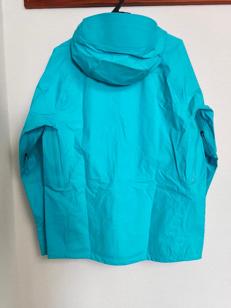 訳あり　[ak] BURTON サージェンスジャケットGORE-TEX　Sサイズ