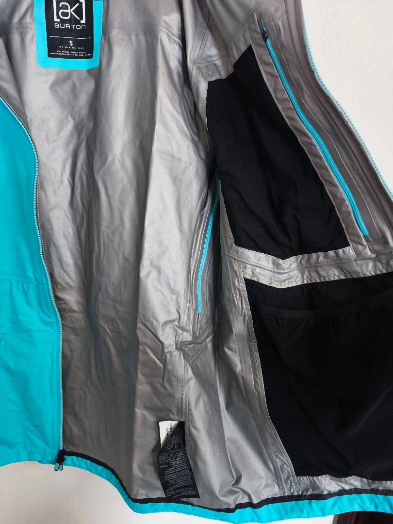 訳あり　[ak] BURTON サージェンスジャケットGORE-TEX　Sサイズ