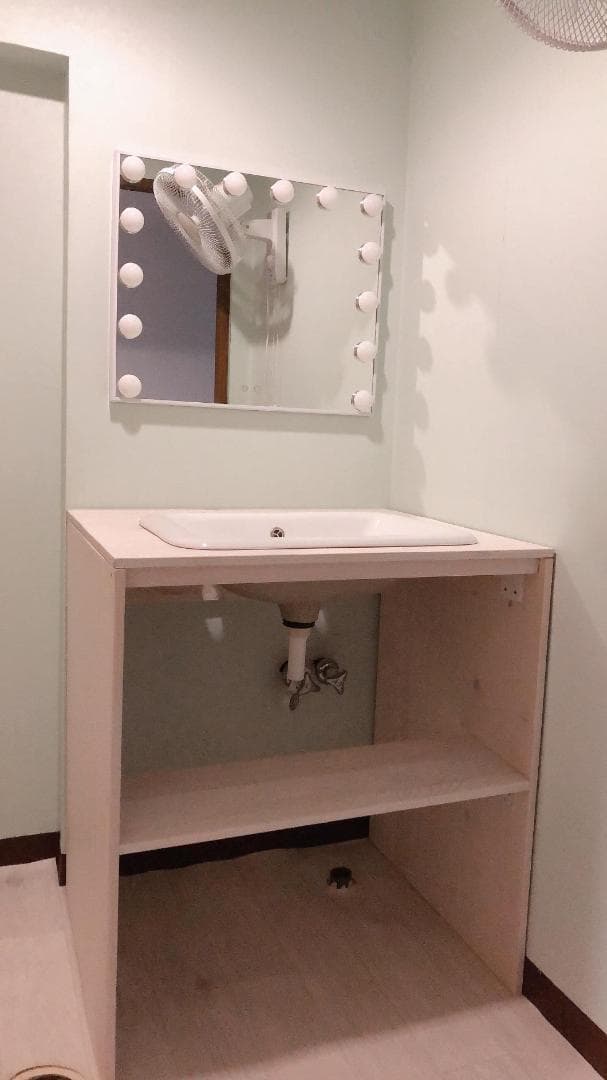 LED化粧鏡 女優ミラー 卓上/壁掛け