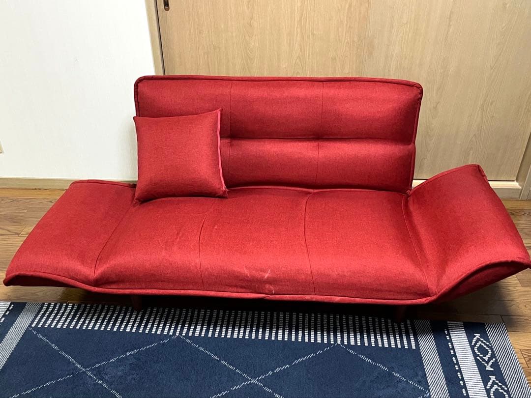 【最終値下げ】 ニトリ　2人掛けコンパクトカウチソファ　クッション付き　ローズ