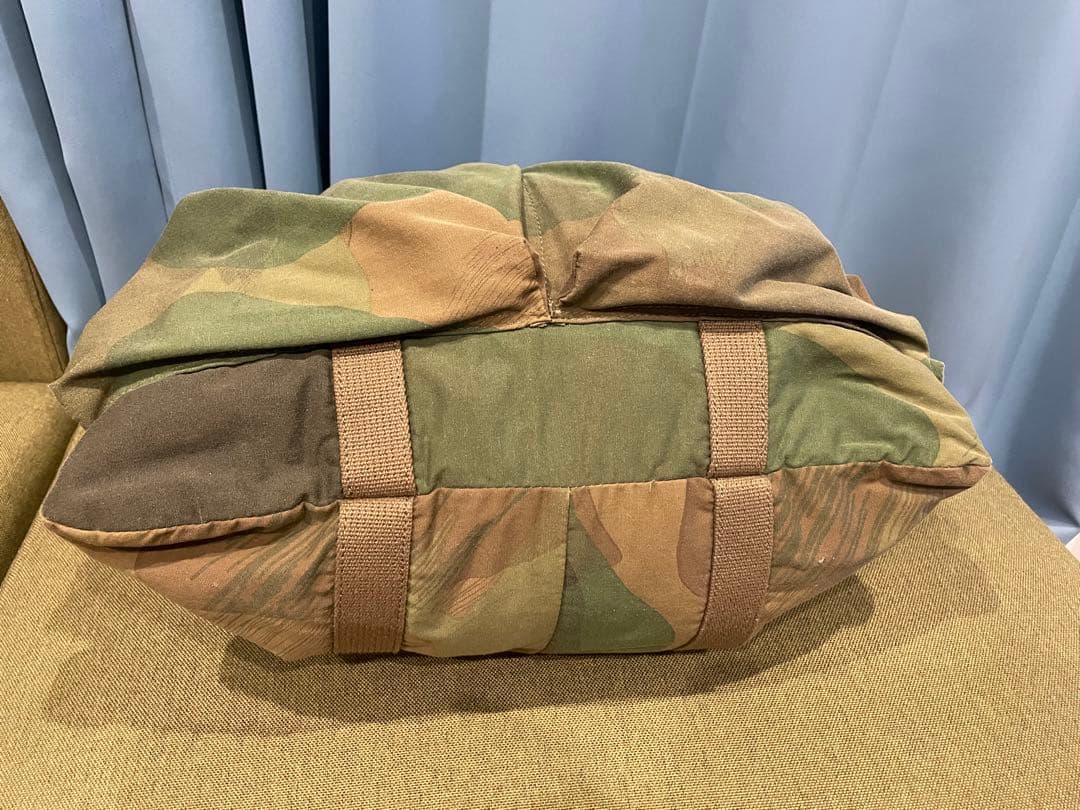 ナイジェルケーボン　ヘルメットバッグ