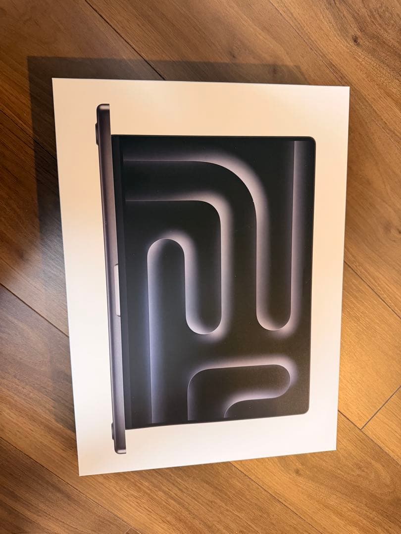 MacBook本体 Apple MacBook Pro M4 Max 128g