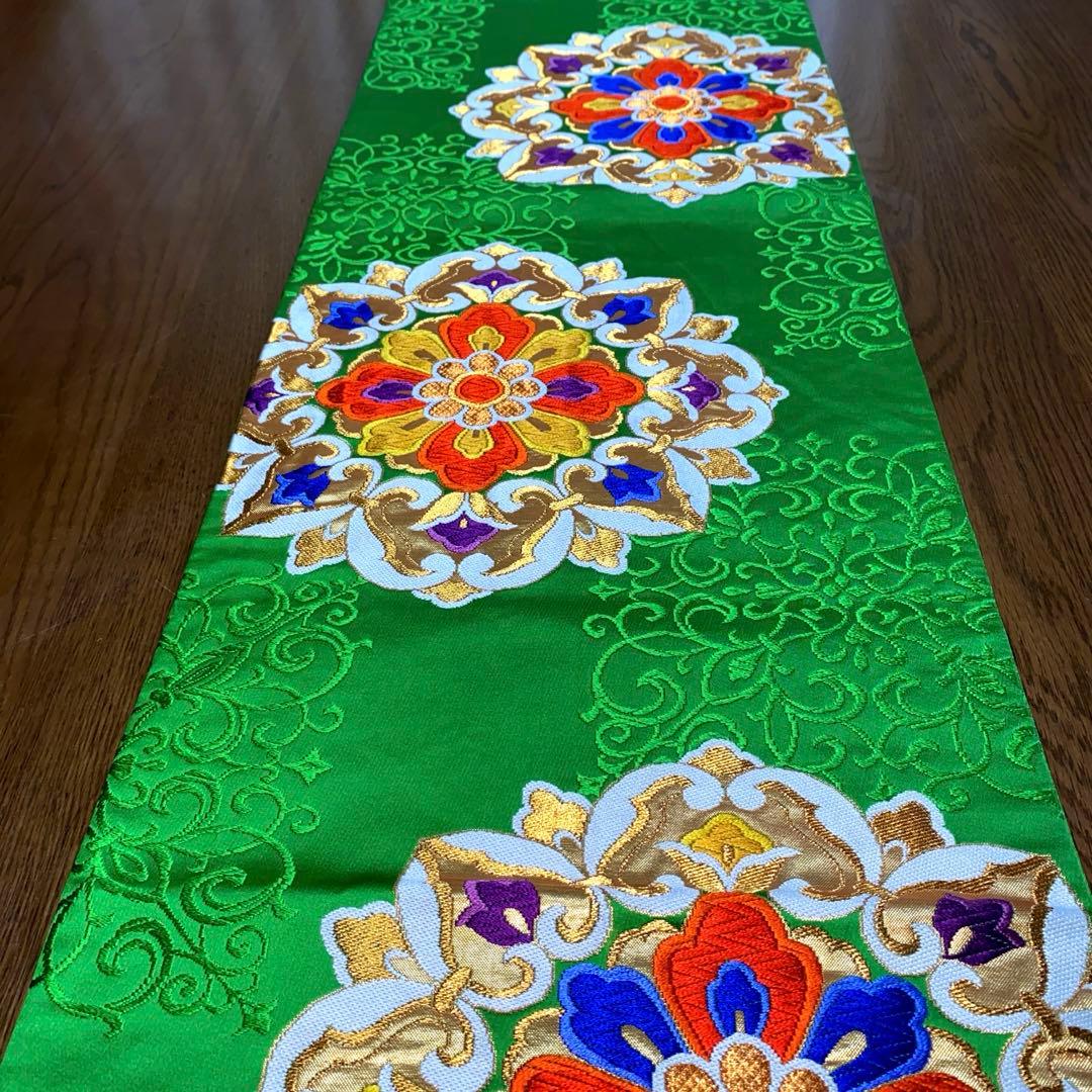 テーブルランナー　翠華紋　帯リメイク