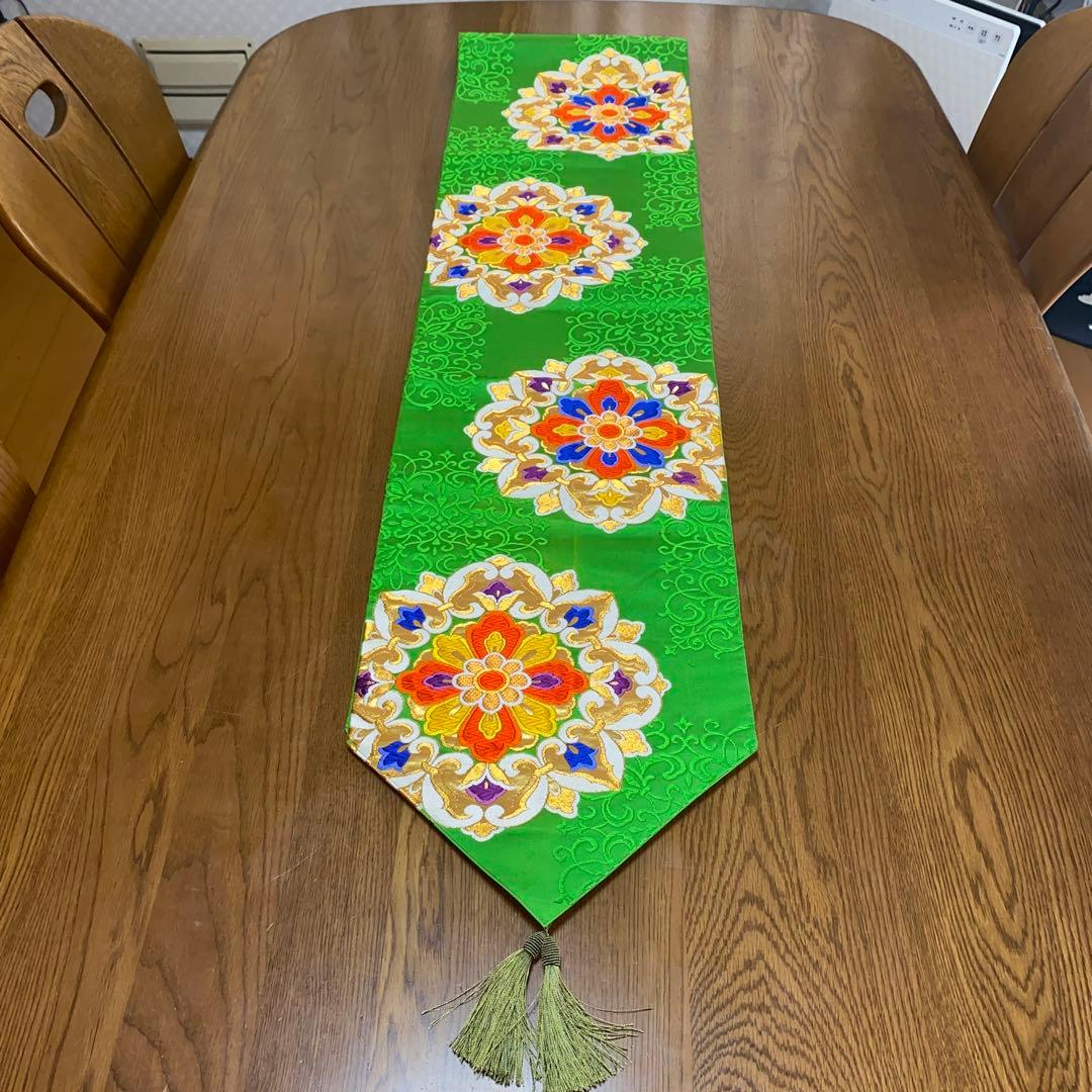 テーブルランナー　翠華紋　帯リメイク