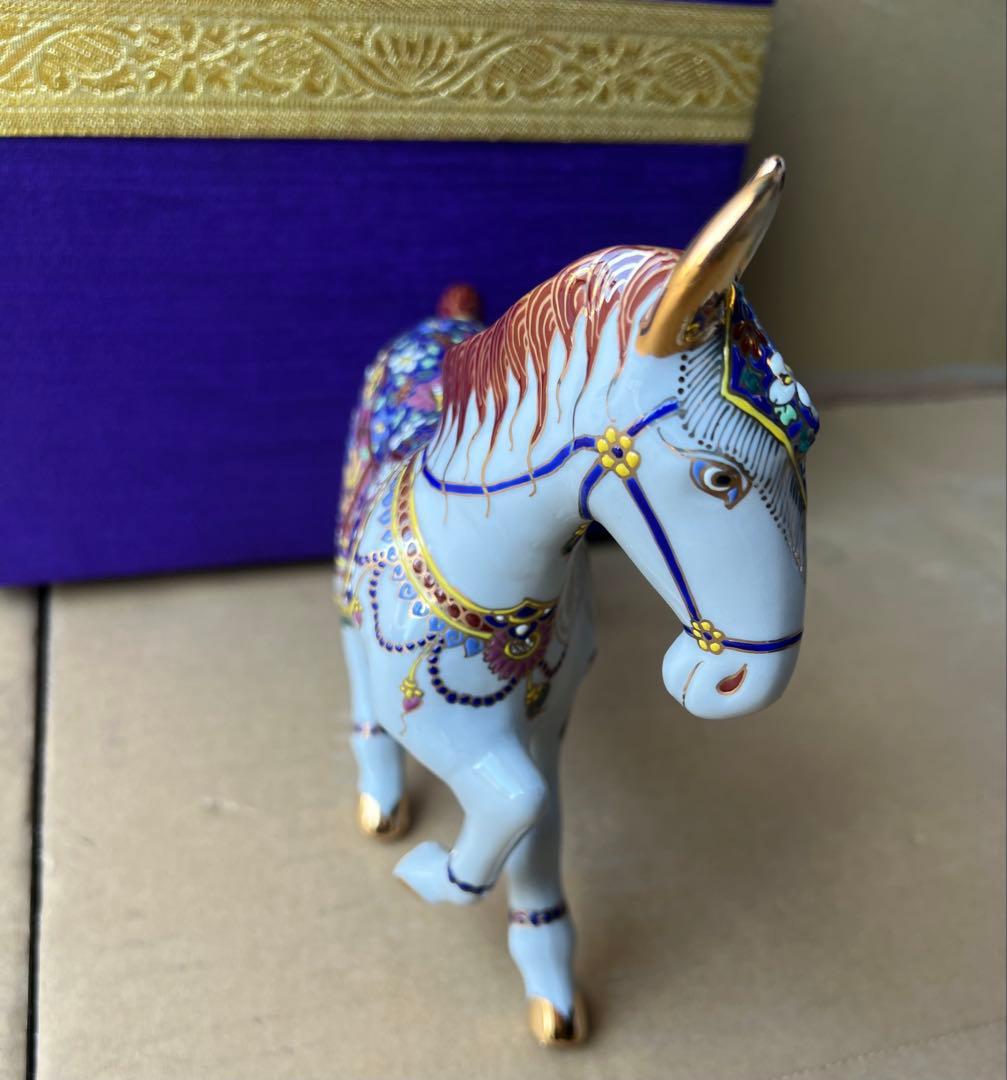 陶器製 馬の置物 専用ケース付き