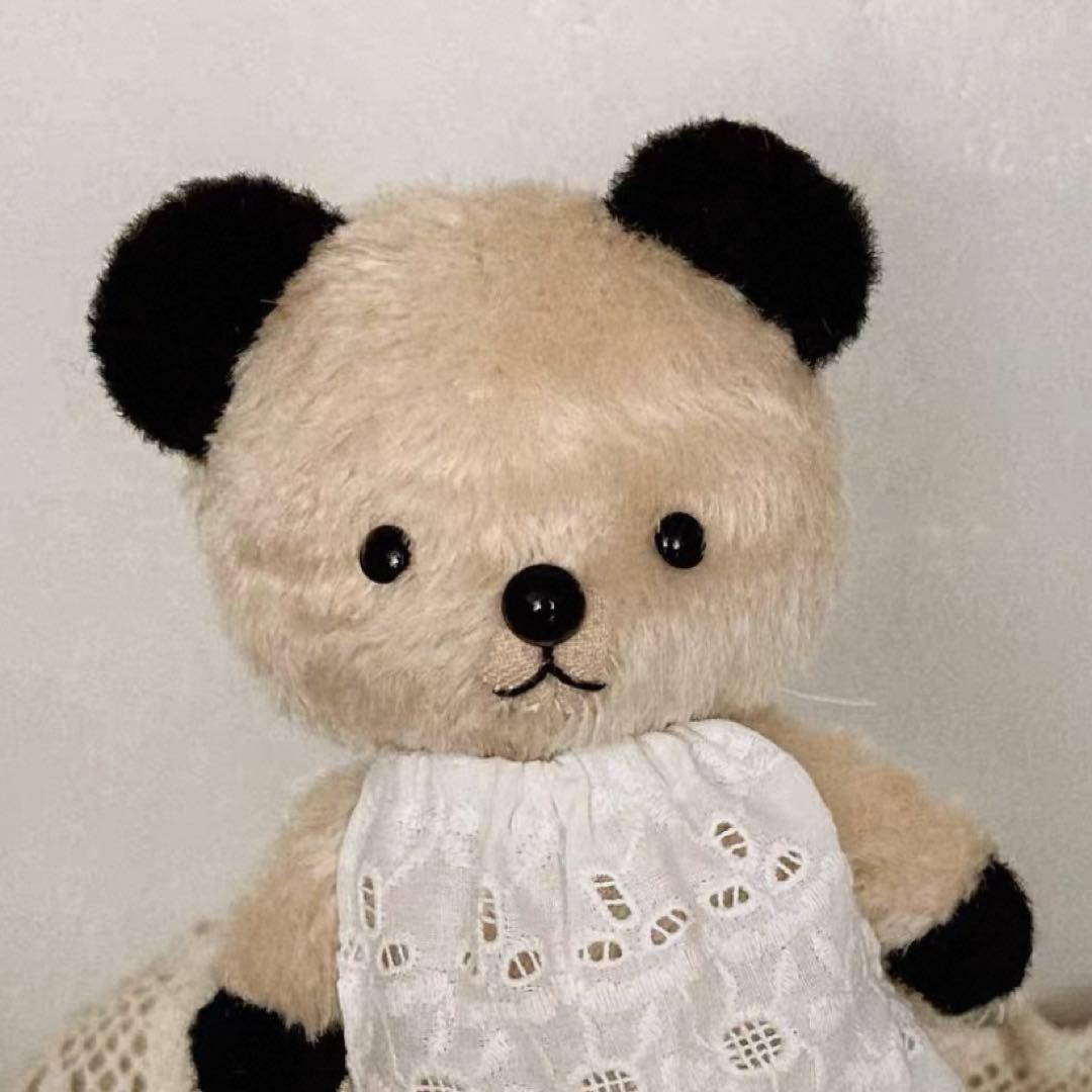 大人しい黒耳くまさん アーティストベア テディベア 海外作家様 ハンドメイド