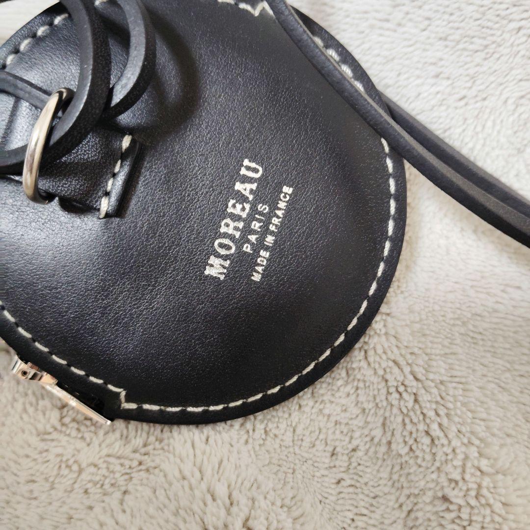 MOREAU PARIS ケース　ストラップ付　バッグチャーム　ラウンド