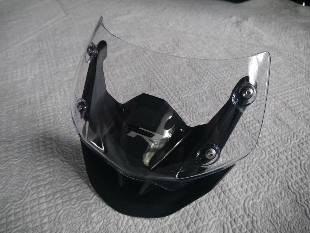 モトラッド純正　ウィンドシールド・ホルダー・スポイラーのセット