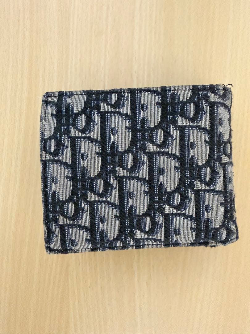 ア*ネ様 Dior 二つ折り財布
